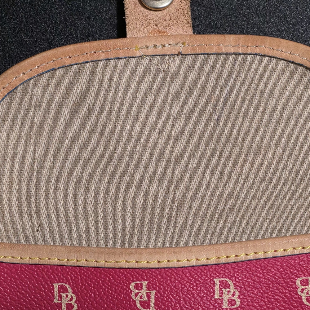 Dooney & Bourke Wristlet - Picture 13 of 14